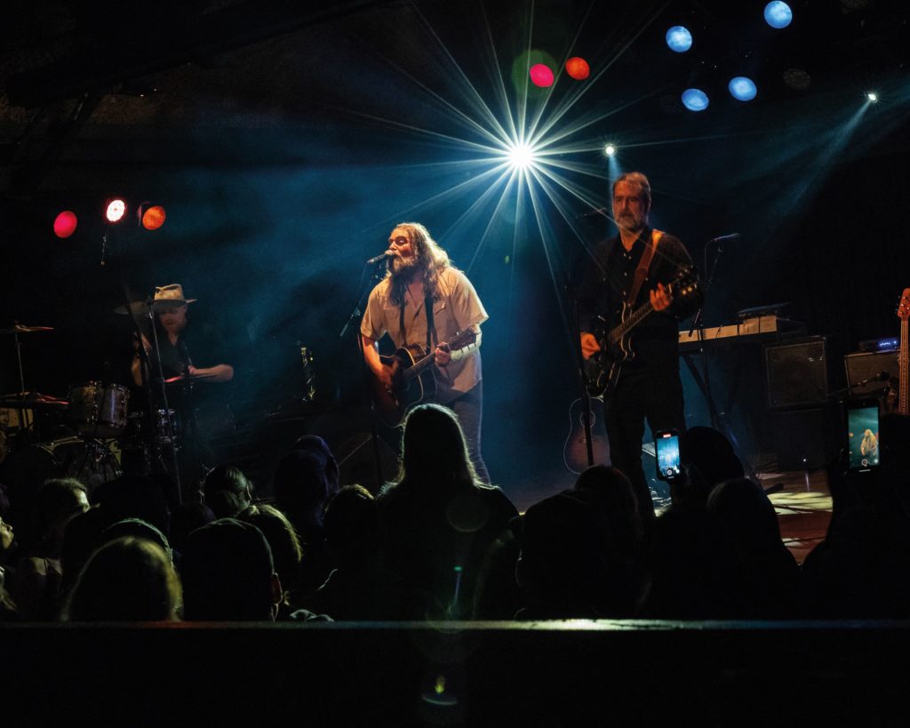 white buffalo, live, live concert on stage