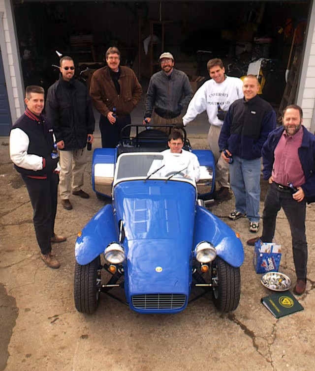 Happy Car Mechanics with Caterham Classic SE 1997