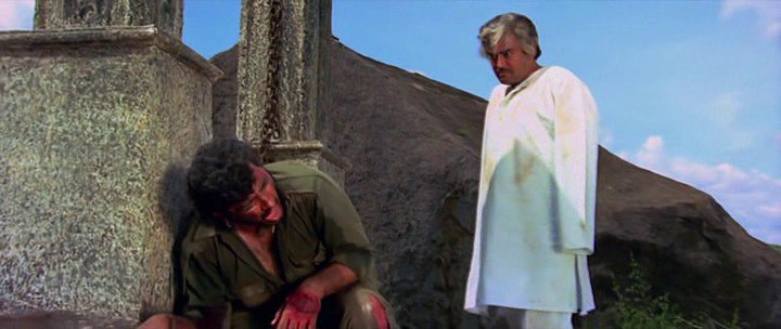 Thakur and Gabbar - the final battle, a shot from the movie Revenge and the Law