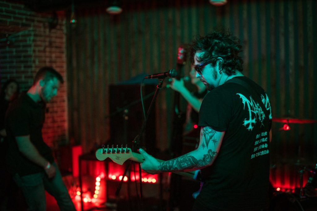 guitarist Sergey Ryabov, SlapClaps, live concert