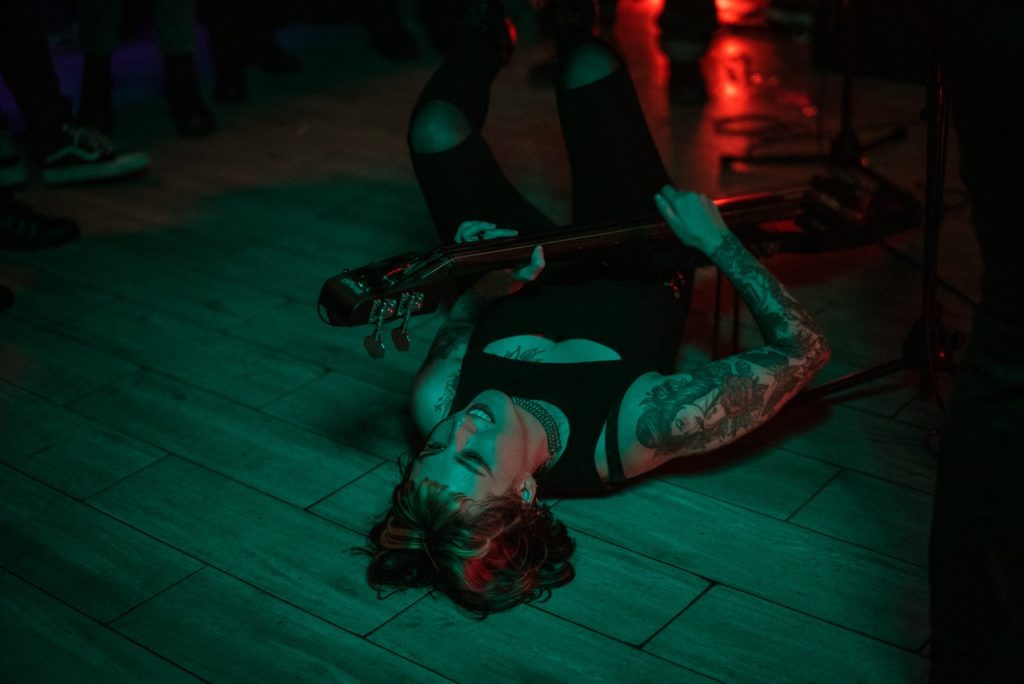 Lydia Ryabova, SlapClaps live at a concert