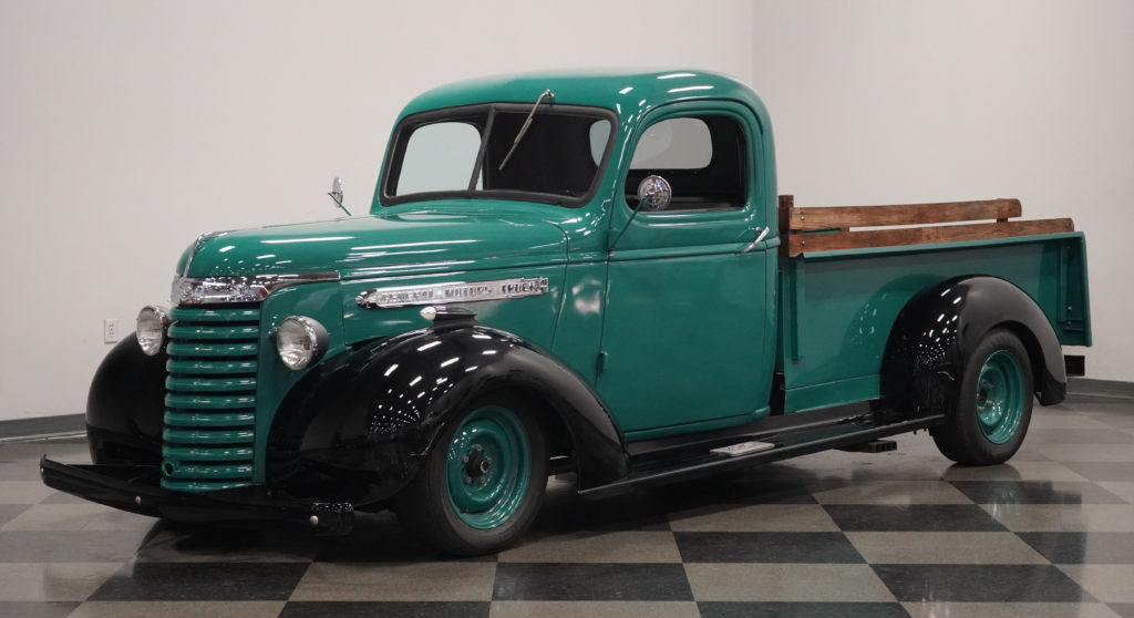 GMC 1939 restomod with factory body.