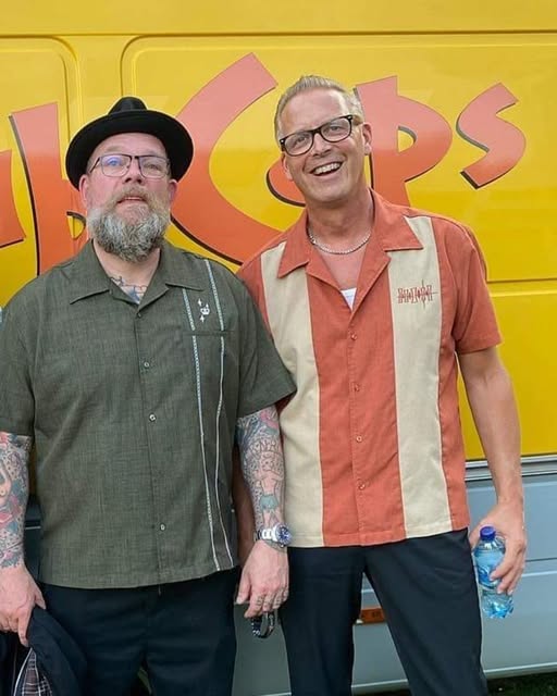 The Hub Caps, Ricky James (double bass) and Johnny Valentine (guitar)
