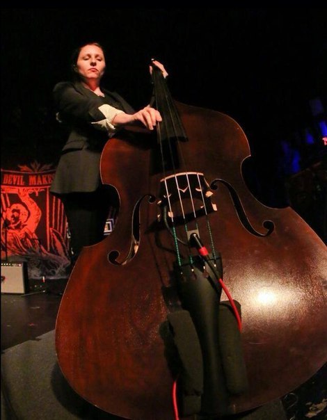 Lucia Turino, double bass in Devil Makes Three