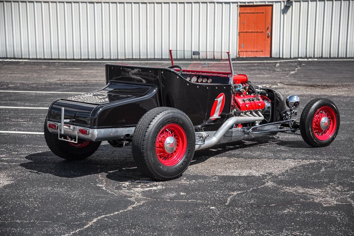 A 1923 Ford hot rod with a 4.0 liter Toyota V Hemi engine, photo 03.