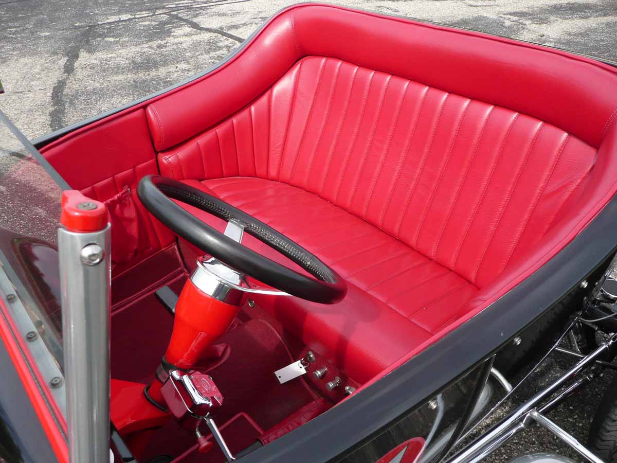 A 1923 Ford hot rod with a 4.0 liter Toyota V Hemi engine, photo 19.