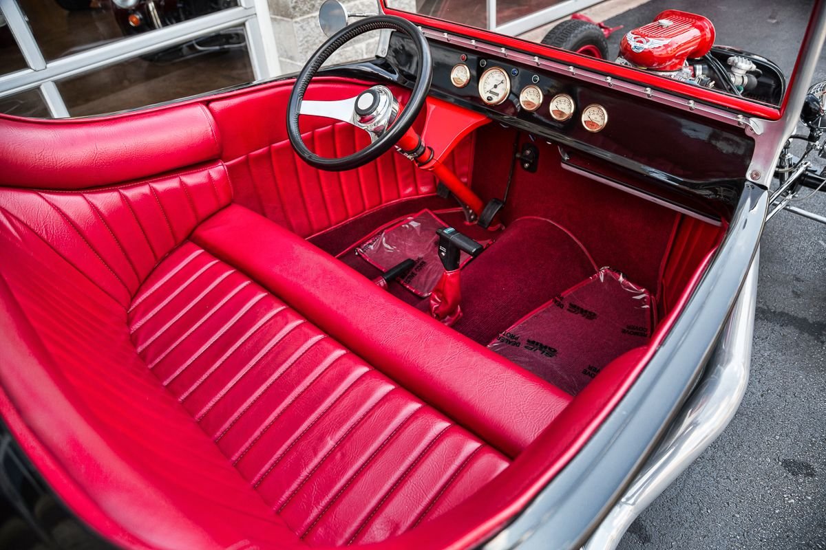 A 1923 Ford hot rod with a 4.0 liter Toyota V Hemi engine, photo 35.