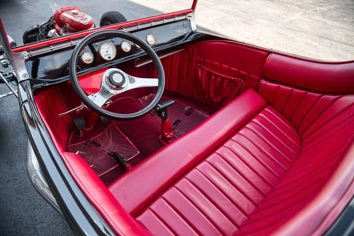 A 1923 Ford hot rod with a 4.0 liter Toyota V Hemi engine, photo 39.