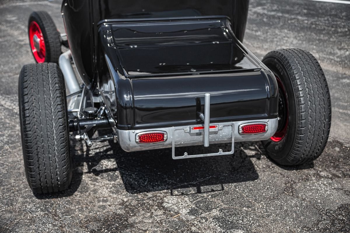 A 1923 Ford hot rod with a 4.0 liter Toyota V Hemi engine, photo 48.
