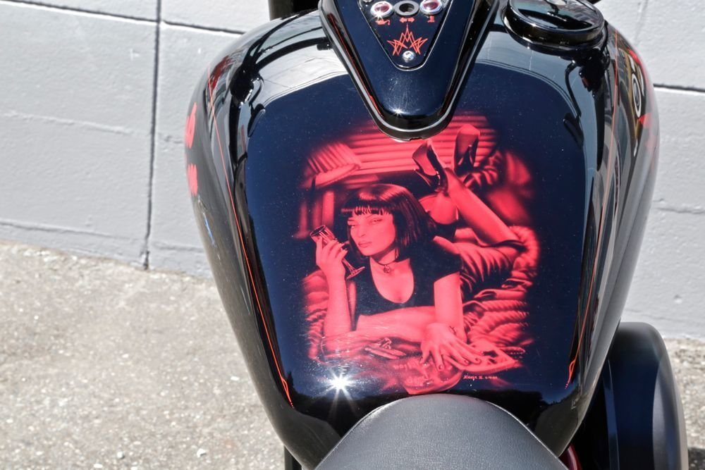 Custom Kawasaki motorcycle built in 2000, photo 03.