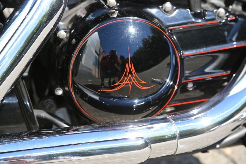 Custom Kawasaki motorcycle built in 2000, photo 05.