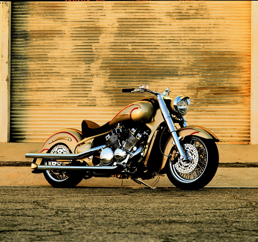 Custom Yamaha Royal Star motorcycle from Cobra Customs workshop, photo 05.