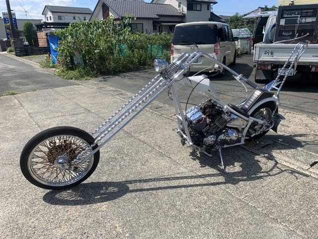 Custom chopper based on the Yamaha Drag Star bike, Japan, photo 03.
