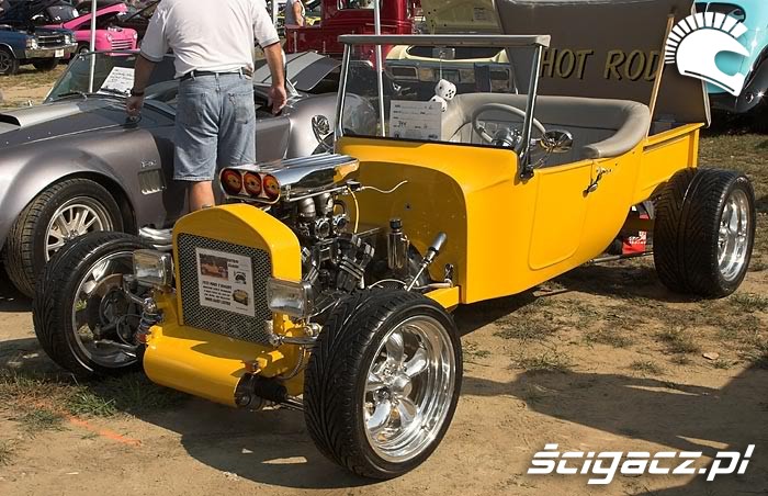 Ford Model T hot rod with a V4 engine from a Yamaha V-Max motorcycle, photo 01.