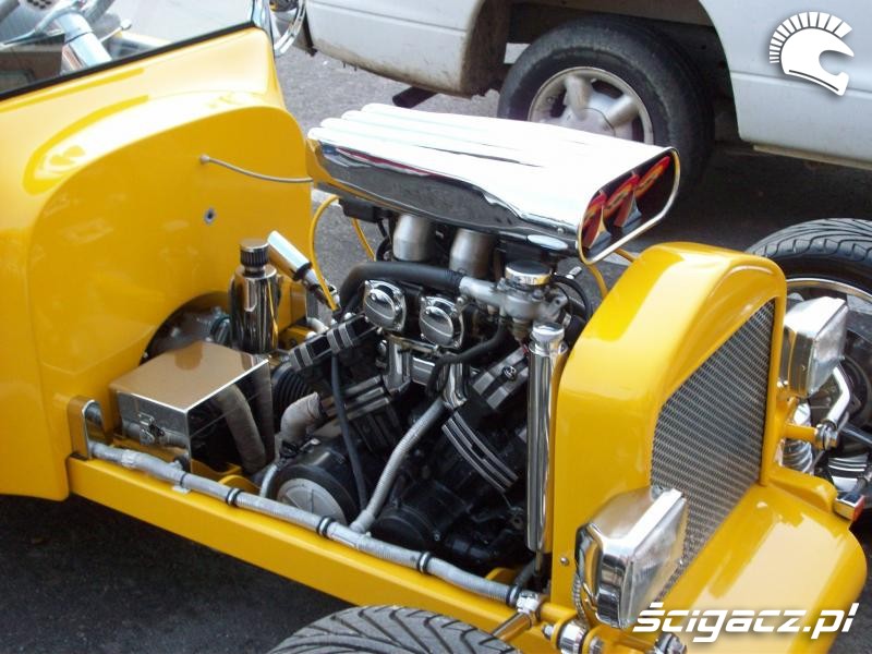Ford Model T hot rod with a V4 engine from a Yamaha V-Max motorcycle, photo 03.