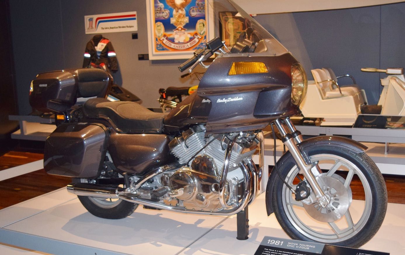 Harley-Davidson Nova prototype with V4 engine, photo 02.