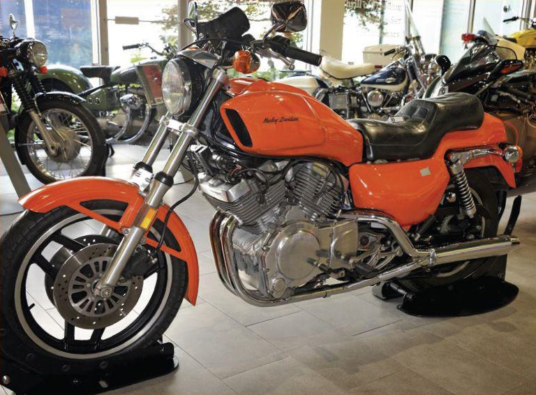 Harley-Davidson Nova prototype with V4 engine, alternative design, photo 01.