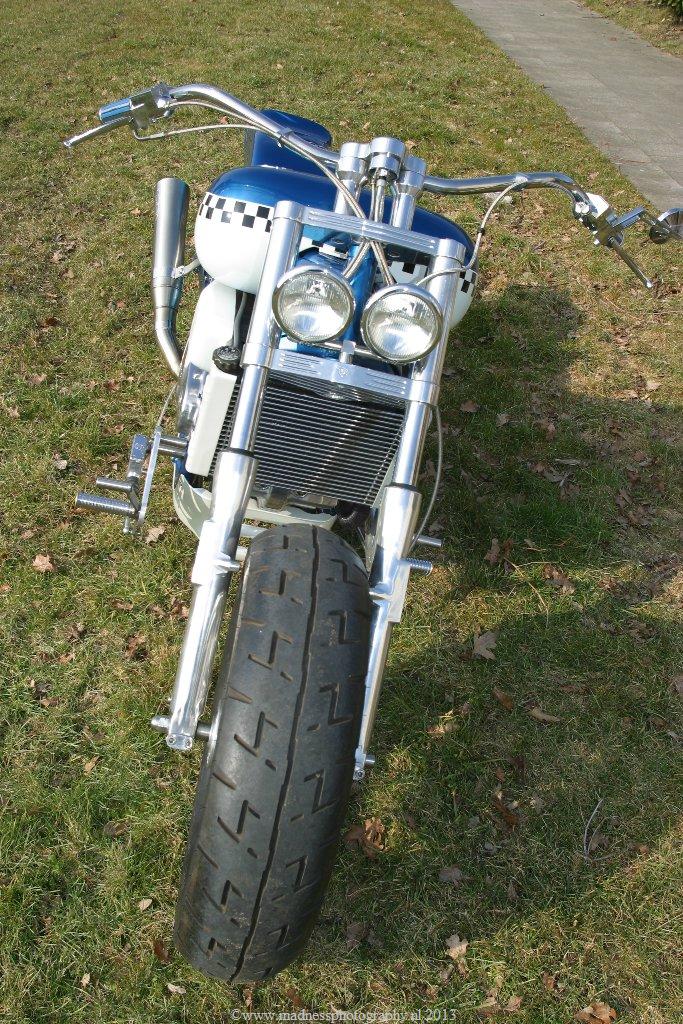 Custom Honda Super Magna bike with V4 engine, photo 06.