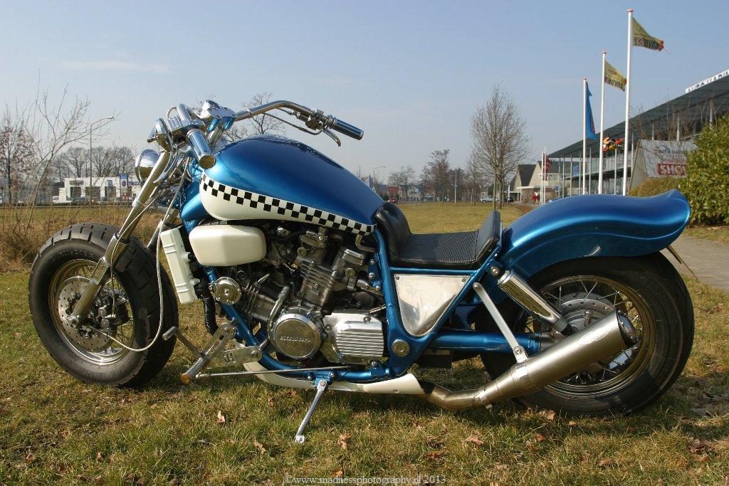 Custom Honda Super Magna bike with V4 engine, photo 07.