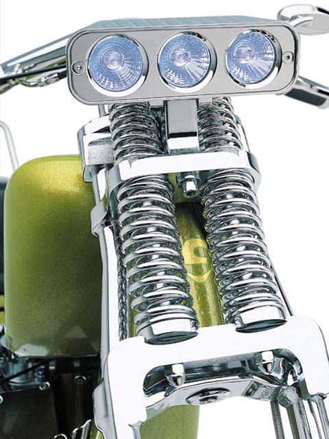 Chopper based on the Kawasaki Vulcan 2000 motorcycle, photo 04.