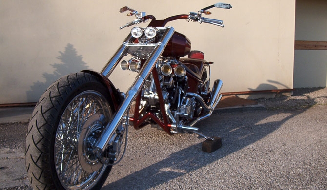 Chopper with a Honda VF750, V4 engine, photo 03.