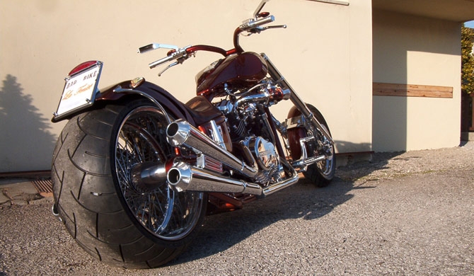 Chopper with a Honda VF750, V4 engine, photo 10.