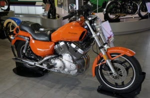 The history of the V4 engine in cruisers, part 3 about Japanese engines in motorcycles