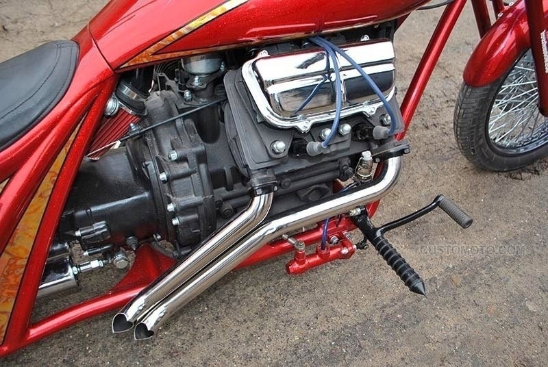 Chopper from the KovalCustom workshop with a MeMZ V4 engine from Zaporozhets, photo 05.