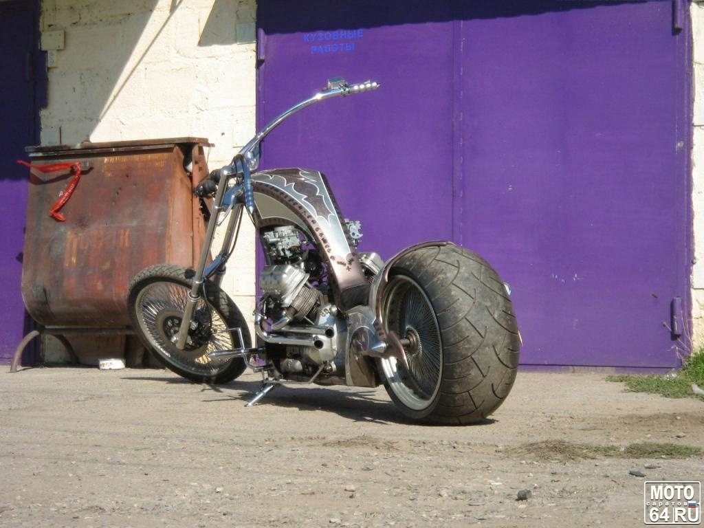 Chopper from the BadHead Customs workshop with a MeMZ V4 engine from Zaporozhets, photo 02.