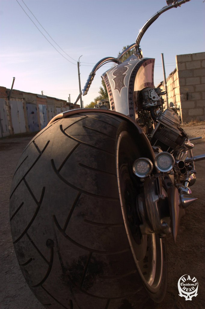Chopper from the BadHead Customs workshop with a MeMZ V4 engine from Zaporozhets, photo 06.