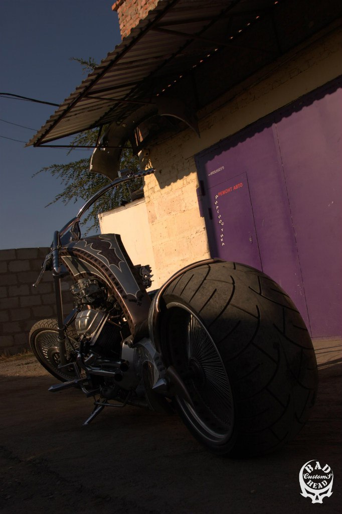 Chopper from the BadHead Customs workshop with a MeMZ V4 engine from Zaporozhets, photo 10.