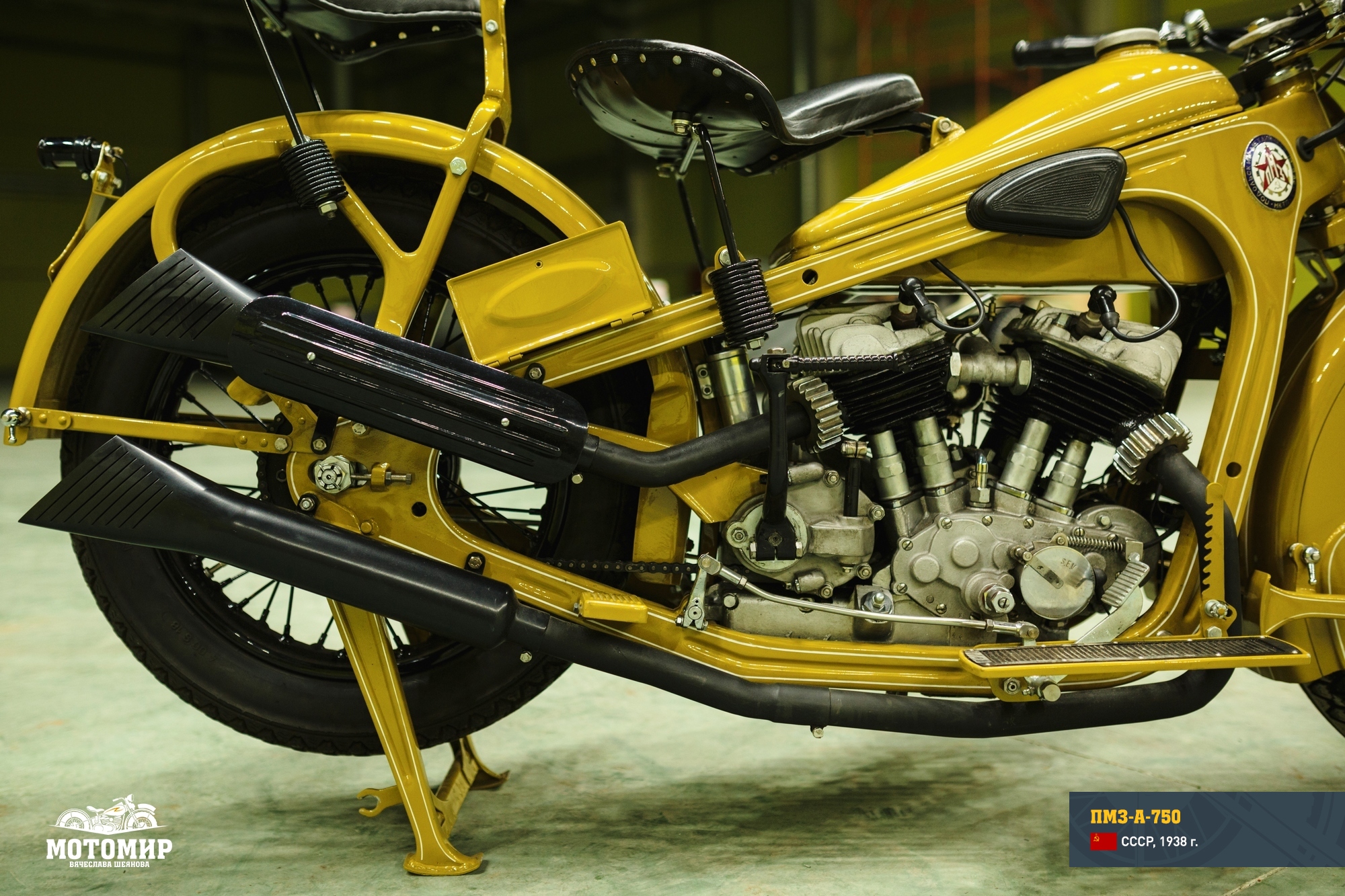 Motorcycle PMZ-A-750, the only Soviet motorcycle with a V-Twin engine, photo 09.