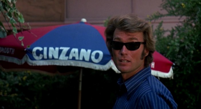 Young Clint Eastwood in trendy sunglasses in the movie Play Misty for me