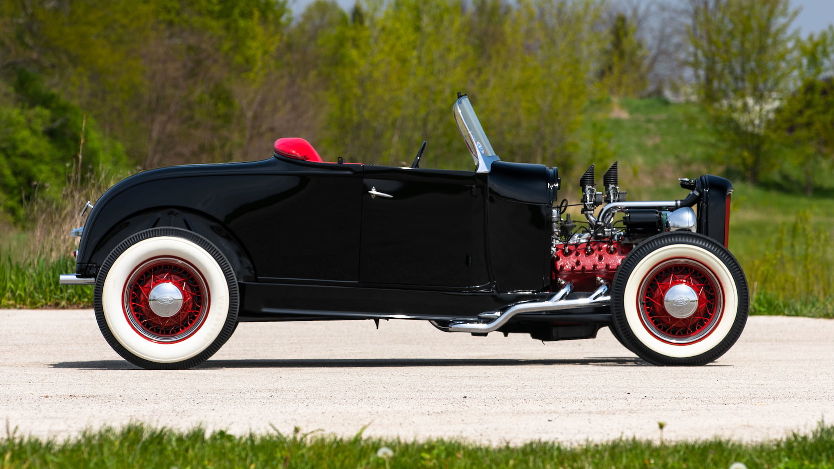 Elvis Presley's hot rod from the movie Loving You, photo 8.