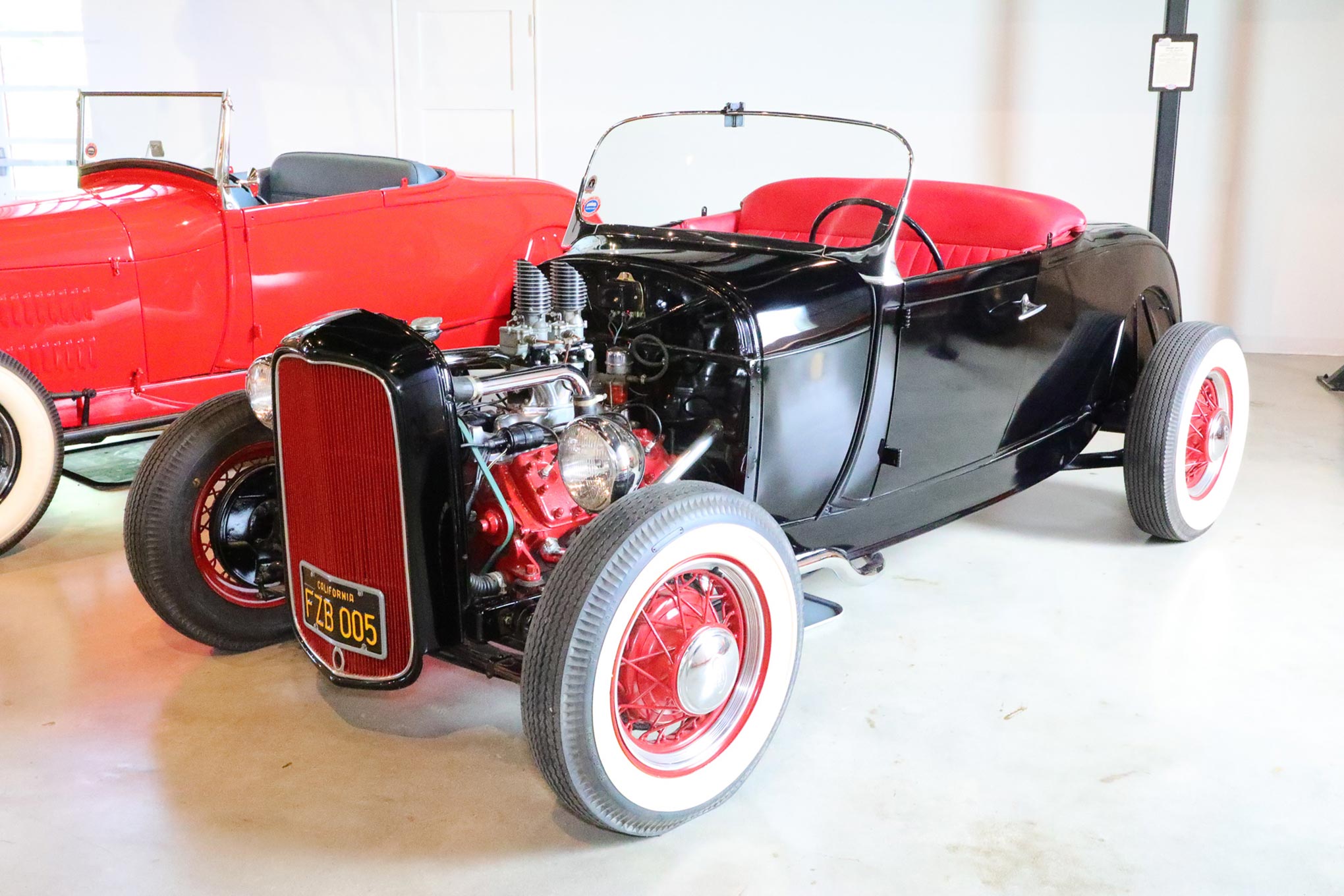 Elvis Presley's hot rod from the movie Loving You, photo 21.