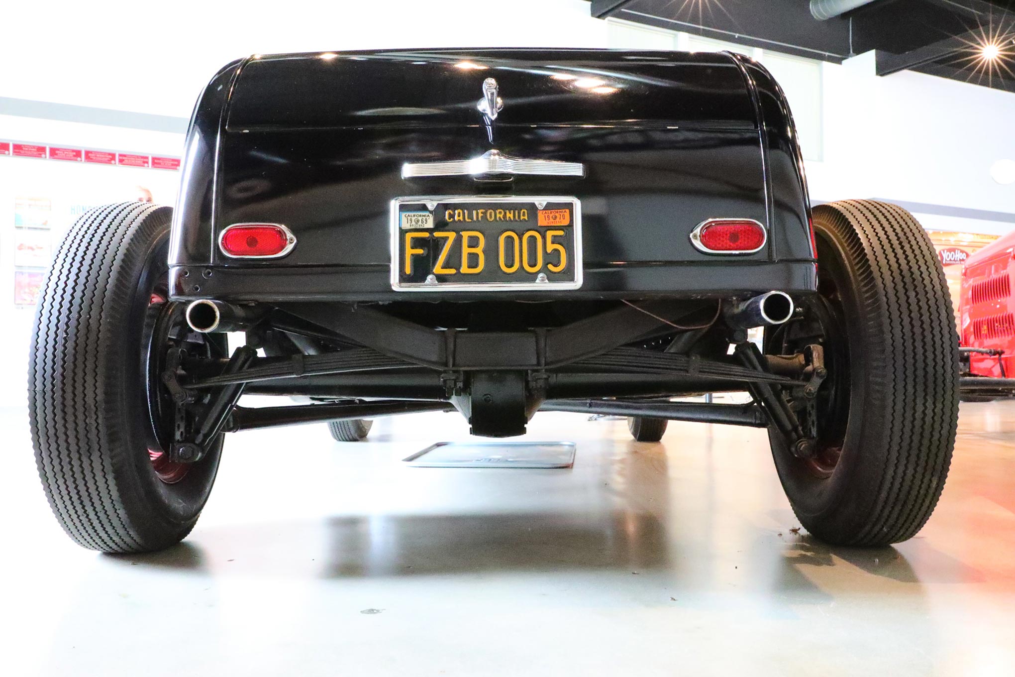 Elvis Presley's hot rod from the movie Loving You, photo 28.