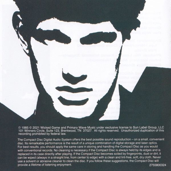 Chris Isaak portrait in the Silvertone CD Booklet 