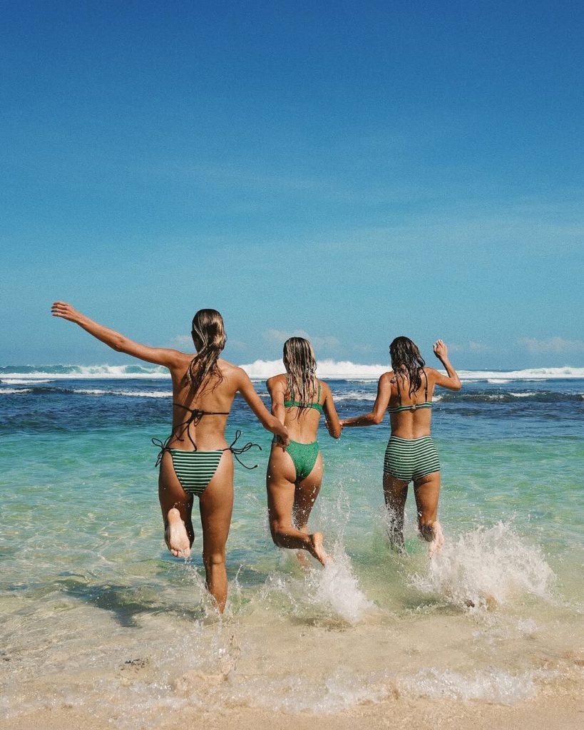 Andrea Wittenberg, girls on the beach in Yukari swimsuits