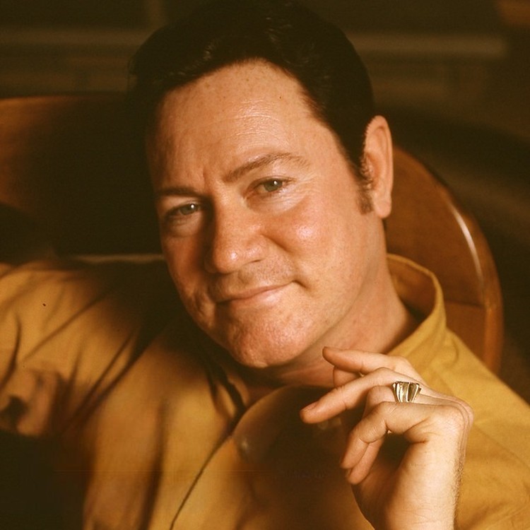Lefty Frizzell, country music artist