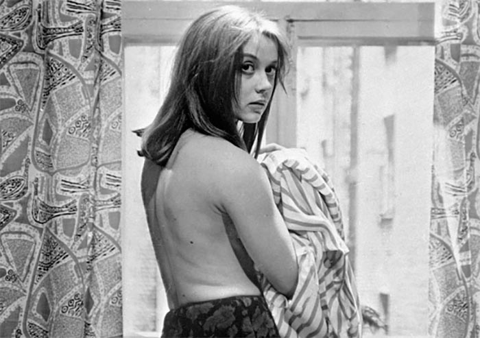 Margarita Terekhova in the film Hello, it's Me