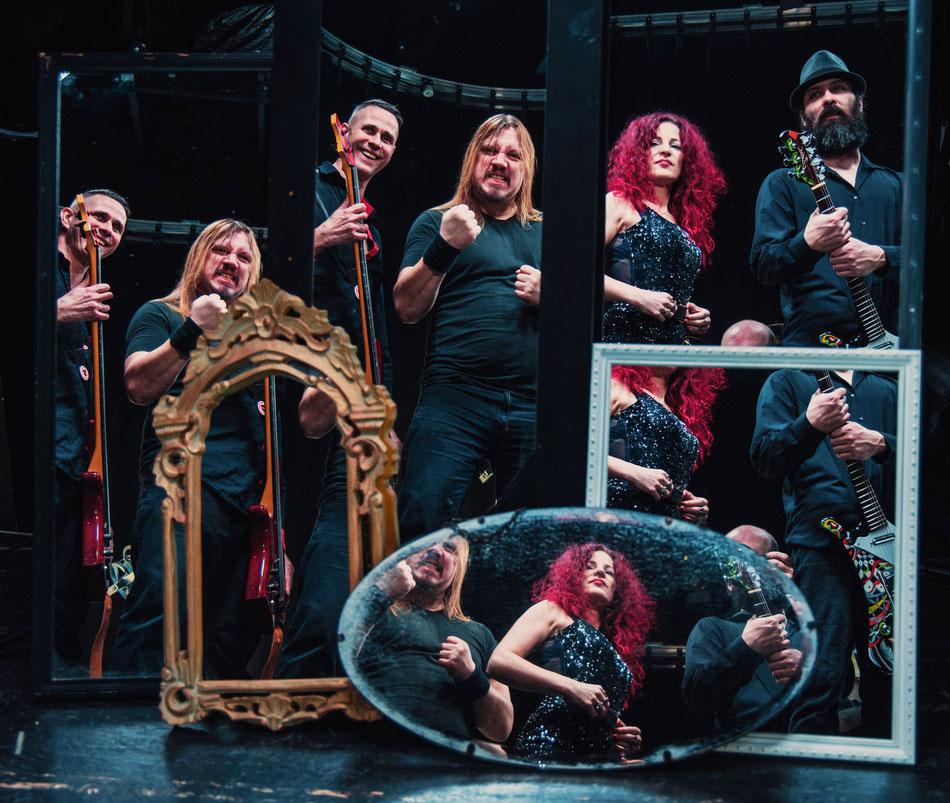 modern Bonsai Kitten in the 2020s