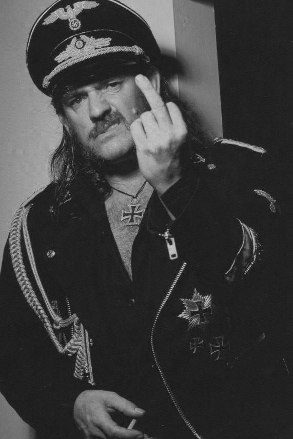 Lemmy gives me the middle finger
