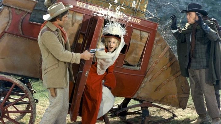 Vivi... o Preferibilmente Morti, film review