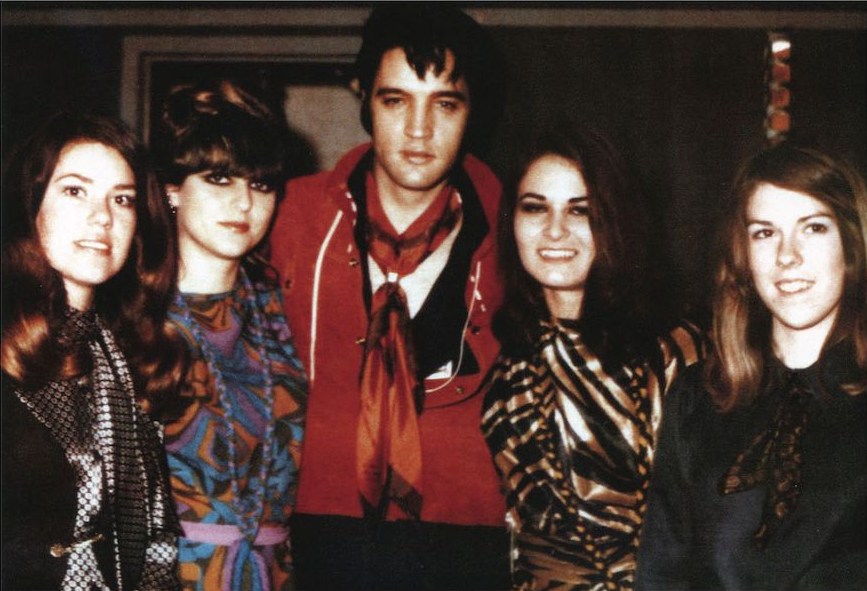 Elvis and the backing vocalists of the American Sound Studio