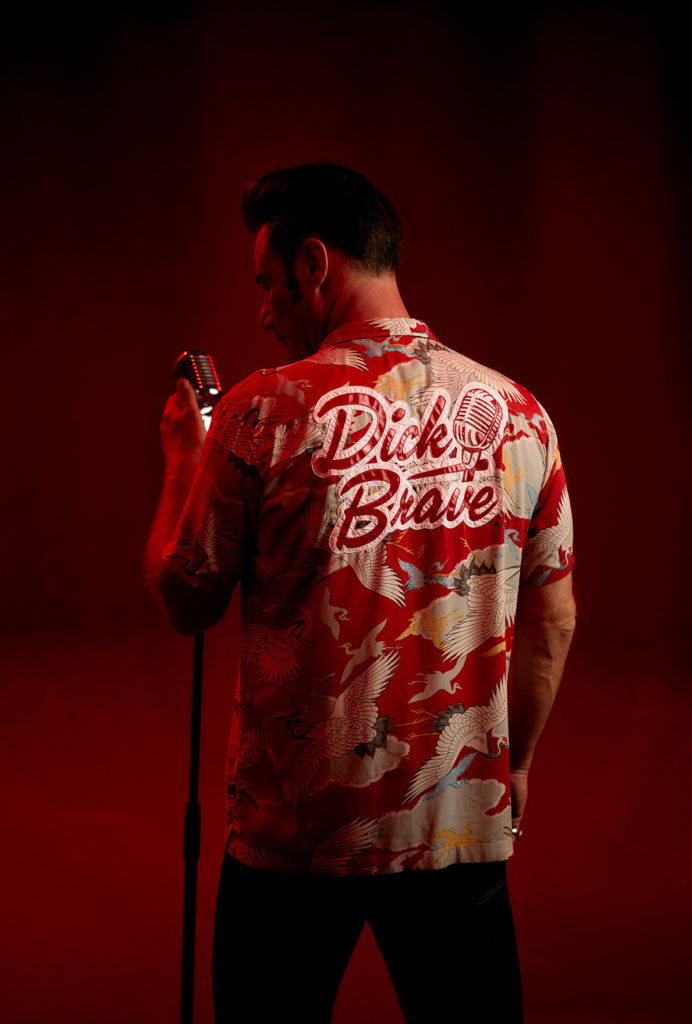 Dick Brave, Sasha Schmitz