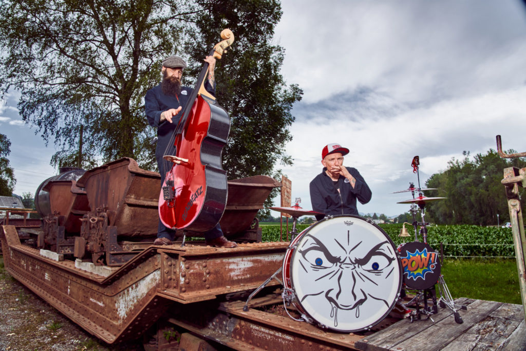 Deadbeatz, David Carlinger, Bernie Miller, rockabilly blues from Austria