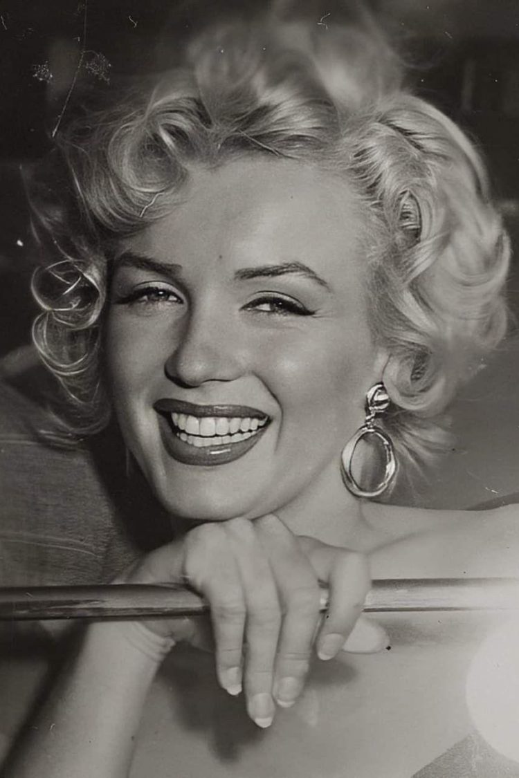 marilyn-monroe-1952-02-1