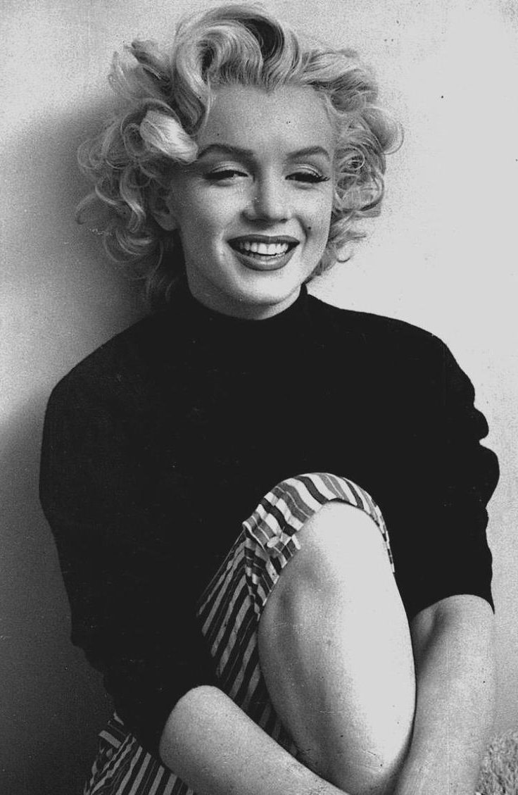 marilyn-monroe-1953-02-1