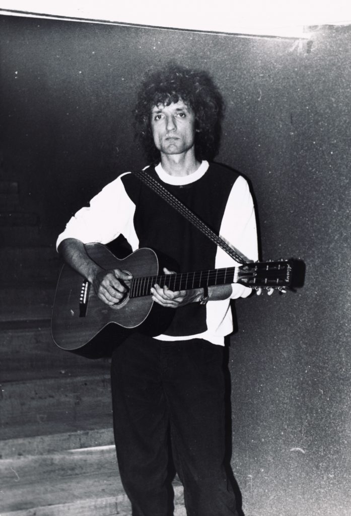 Valery Shapovalov, bard with guitar