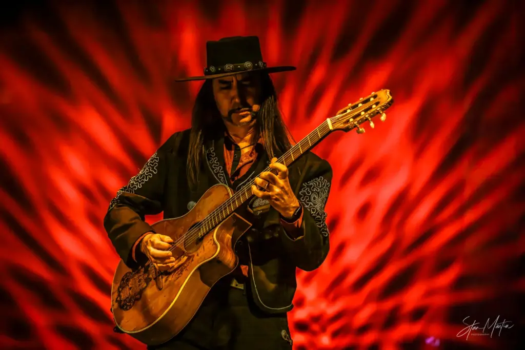 guitarist of the Chingon band Mark Del Castillo